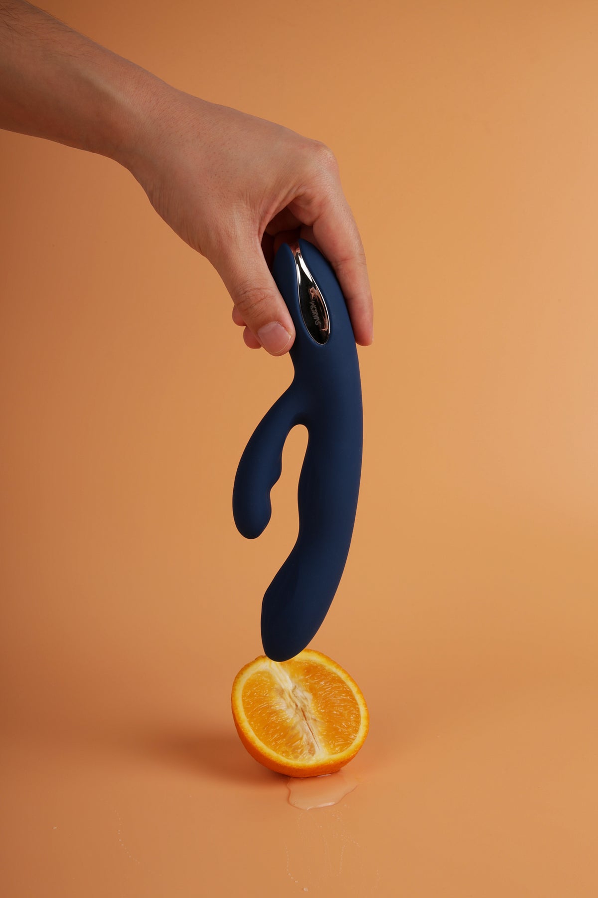 Svakom - Vibrator Kelinci Berkepala Ganda Berdenyut Aylin