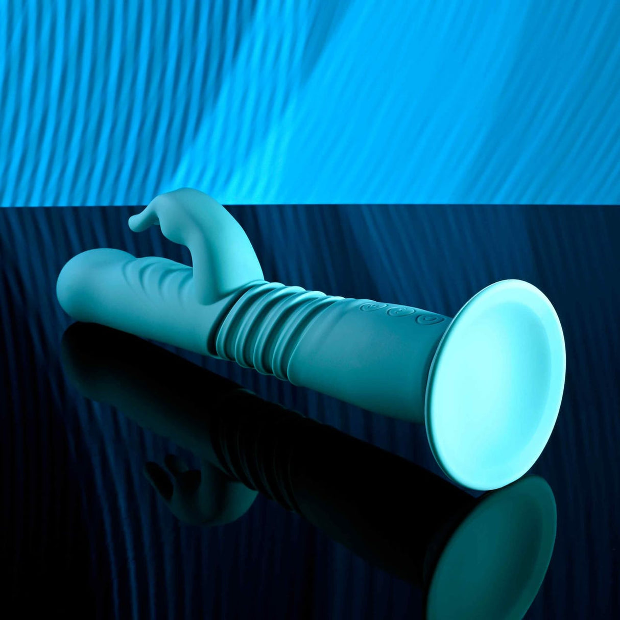 Evolved - Vibrator Kelinci Bunny Hop dengan Dasar Hisap dan Gerakan Dorong (Biru)