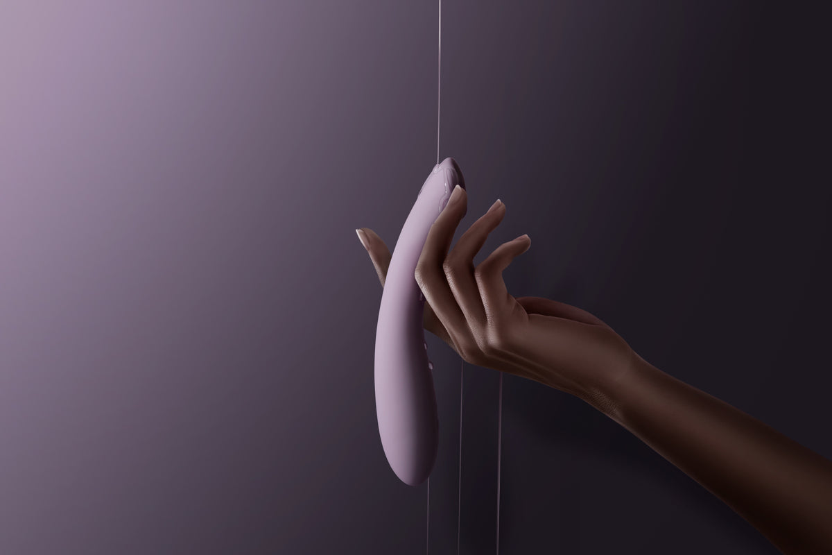 Svakom - Vibrator G-Spot Fleksibel Amy 2 yang Dapat Diisi Ulang